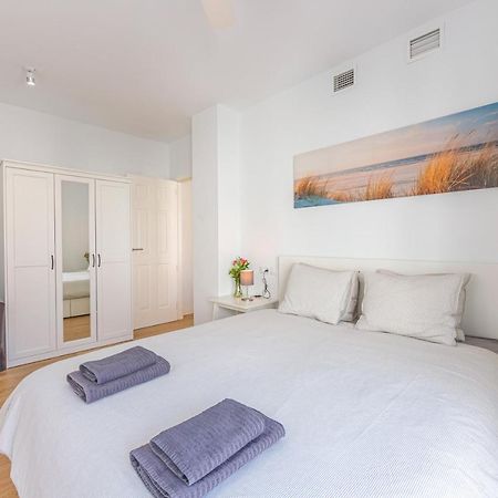 Ventura 2 - Centric & Pool - Simplytarifa Apartman Kültér fotó