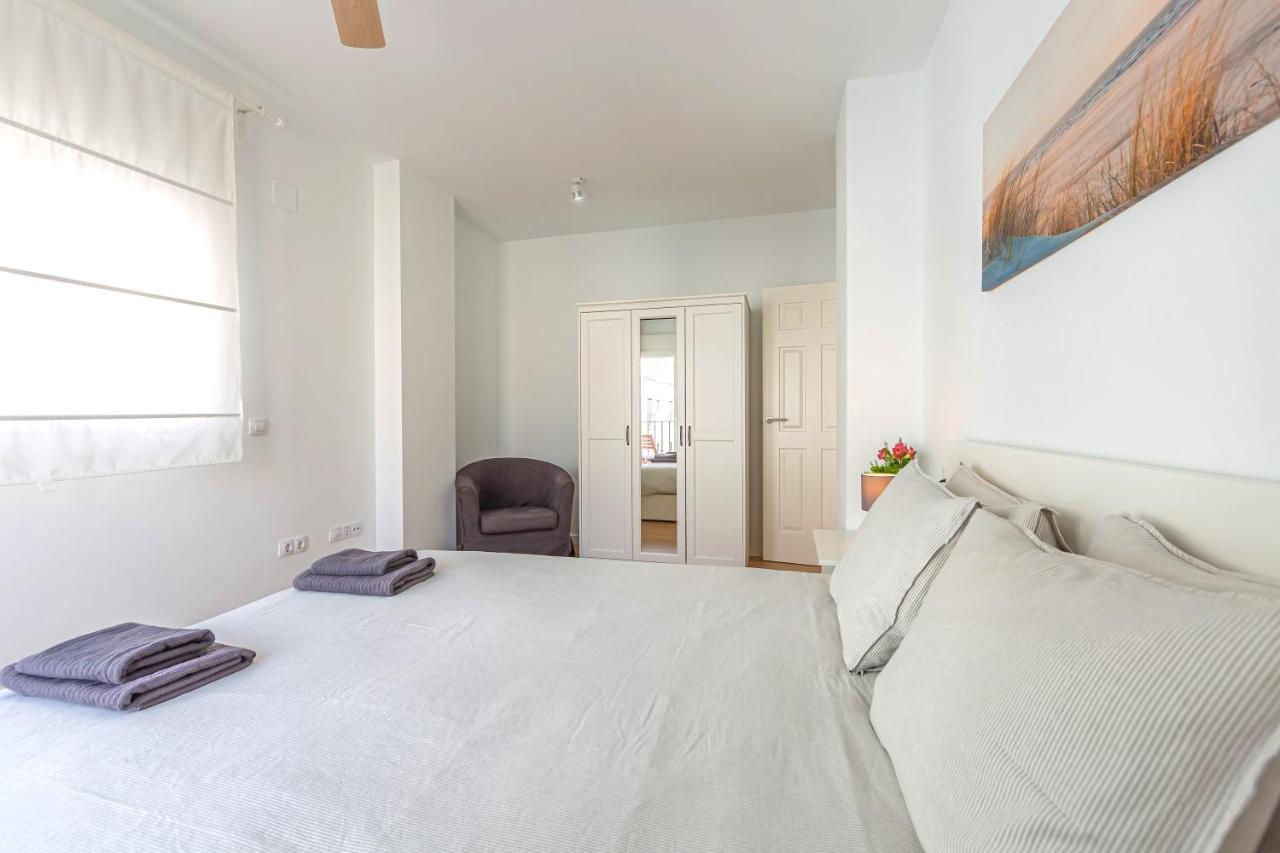 Ventura 2 - Centric & Pool - Simplytarifa Apartman Kültér fotó